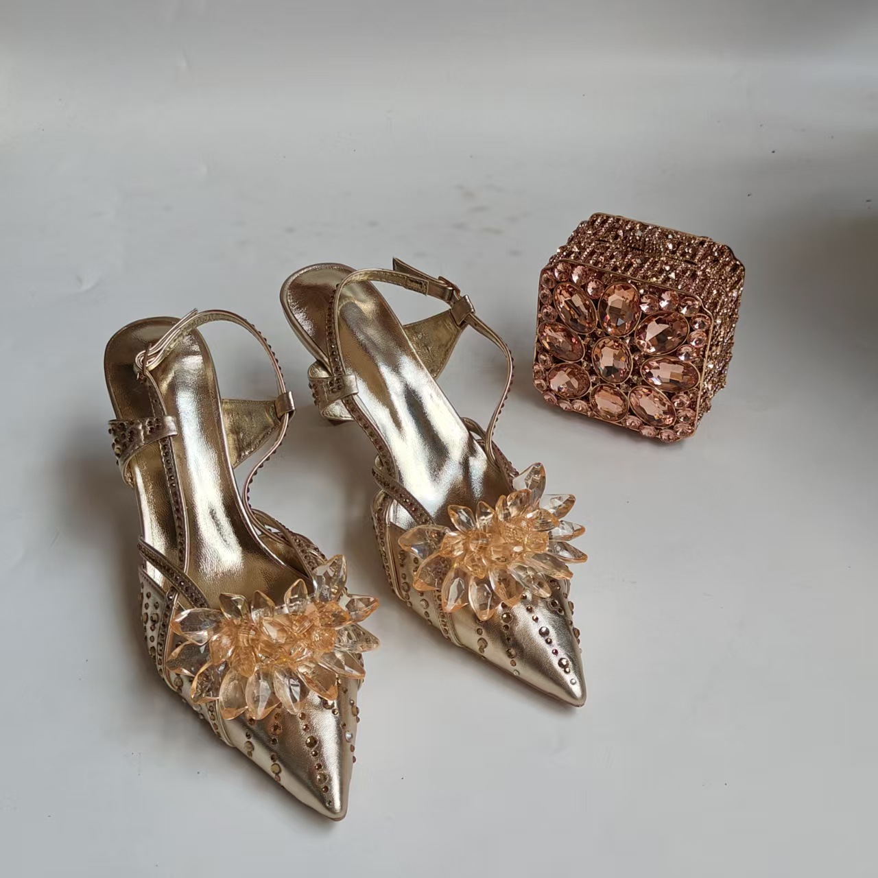 Sandały na wysokim obcasie z p – Rhinestone Sandal Women recenzja i cena