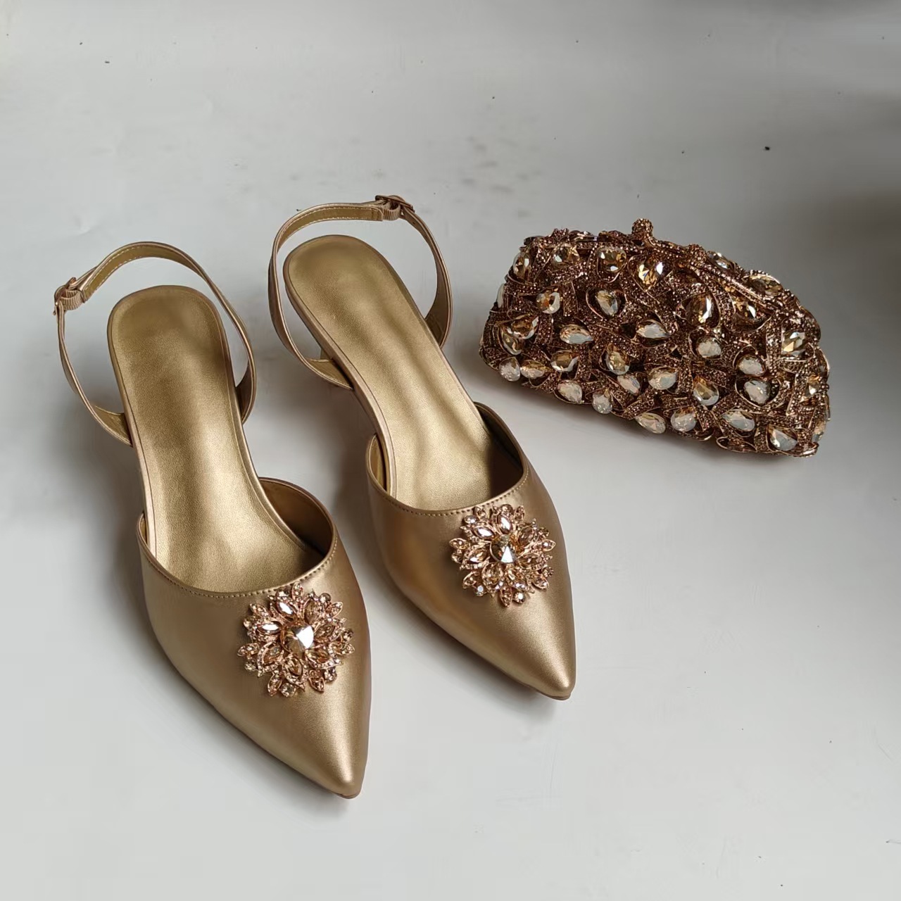 Sandały na wysokim obcasie z p – Women Shoes Sandals recenzja i cena