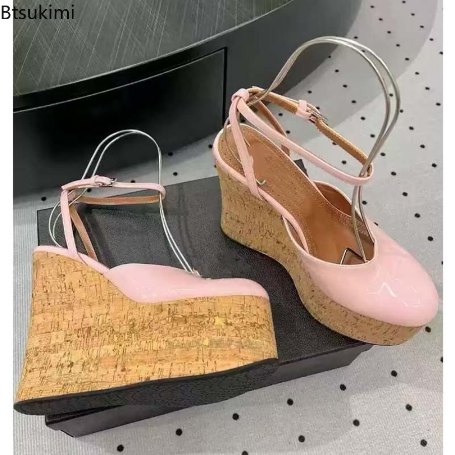 Damskie lakierowane sandały na – Cork Wedge Sandal recenzja i cena