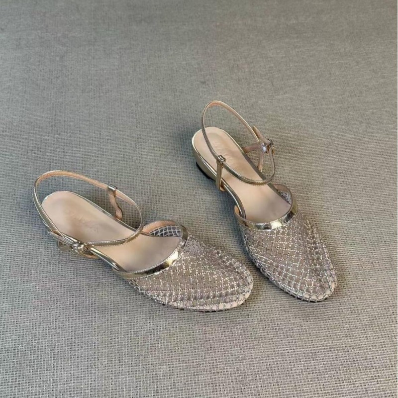 Francuskie sandały na koturnie – Rhinestone Sandal Women recenzja i cena